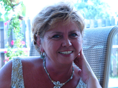 Anita Hammond Photo 32