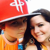 Jennifer Hayes Photo 40