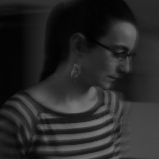 Molly Brown Photo 24