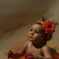 Sarah Young Photo 19