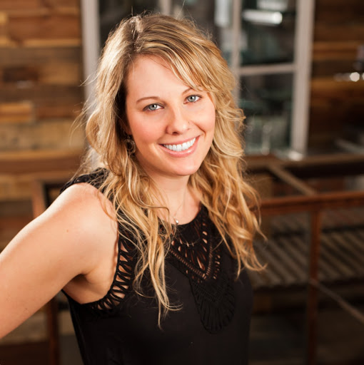 Sarah Levine Photo 19