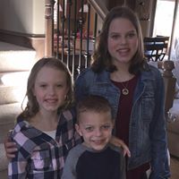 Kristen Weiss Photo 16