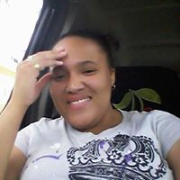 Elizabeth Robinson Photo 41