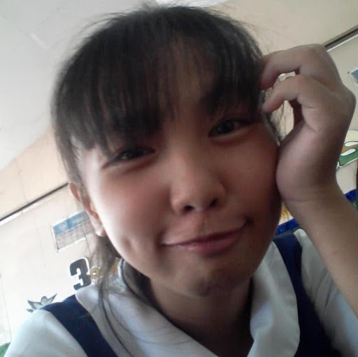 Camille Ruiz Photo 8
