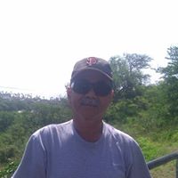 Roger Ruiz Photo 35