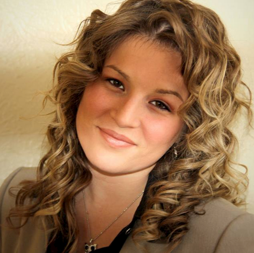 Alicia Tucker Photo 18