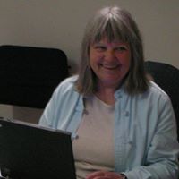 Carolyn Hume Photo 23