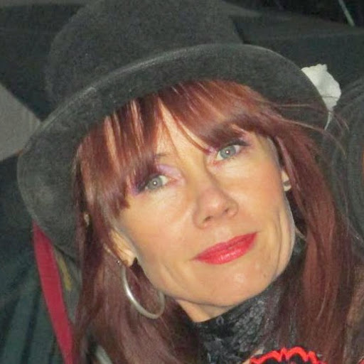 Kerry Sexton Photo 16