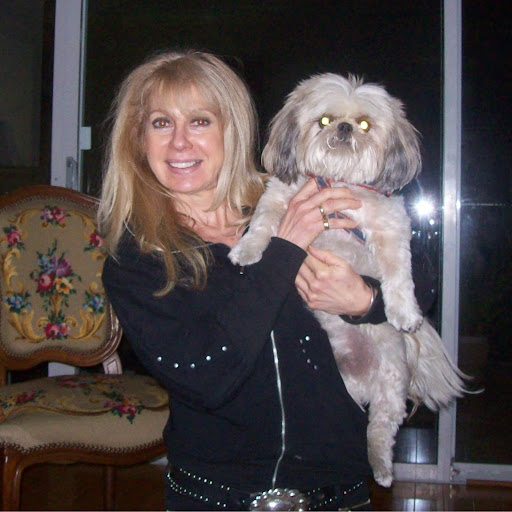 Nicole West Photo 38