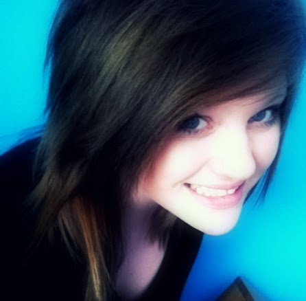Caitlin Elliott Photo 10