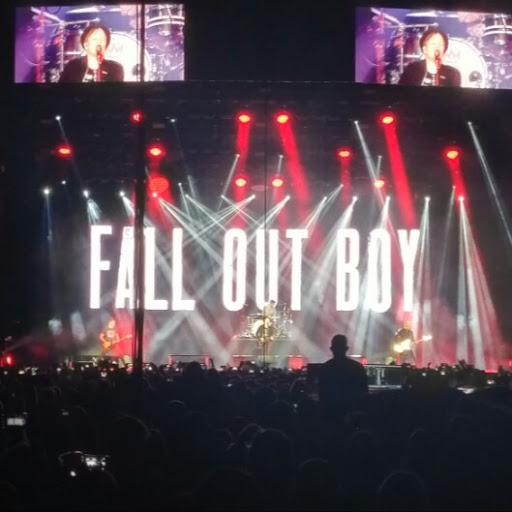 Darren Ward Photo 39