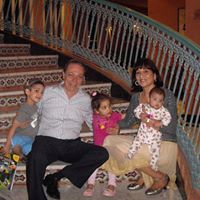 Esther Levy Photo 27