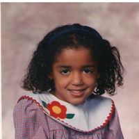 Erika Holmes Photo 18