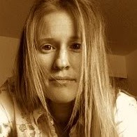 Adrianne Bell Photo 9