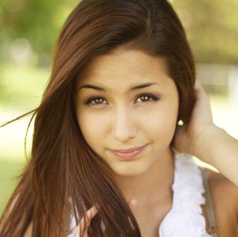 Annie Fisher Photo 4
