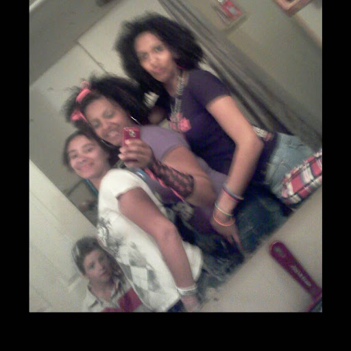 Elizabeth Fair Photo 16