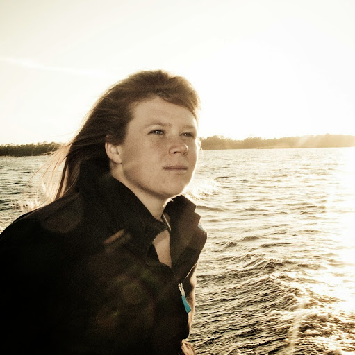 Kristen Larson Photo 24