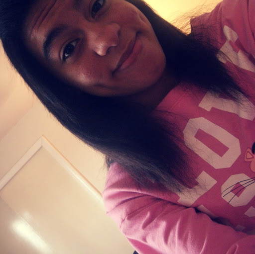 Aimee Oliver Photo 13