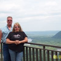 Julie Schrader Photo 16