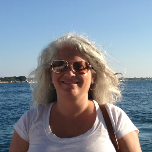 Lisa Friedman Photo 16