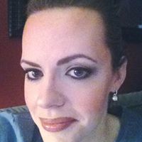 Jennifer Himes Photo 8