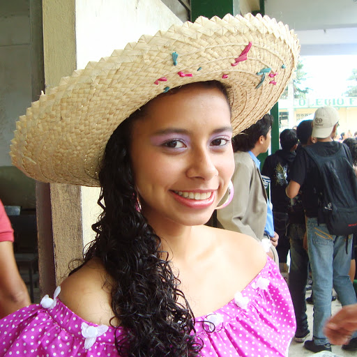 Pamela Romero Photo 13