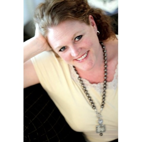 Kristen Erickson Photo 15