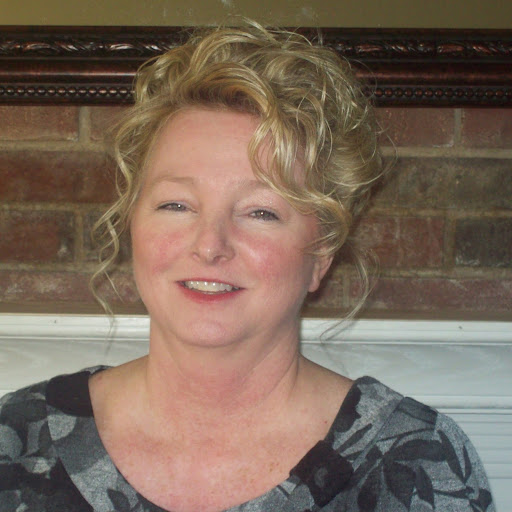 Angela Cline Photo 18