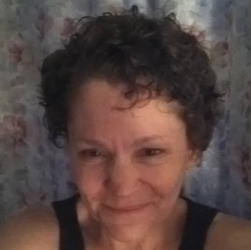 Linda Moran Photo 40