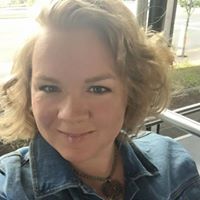 Stephanie Dryden Photo 8