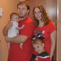 Amanda Burns Photo 42