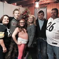 Michelle Earl Photo 12