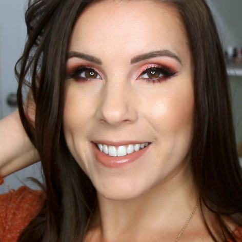 Julie Olsen Photo 30