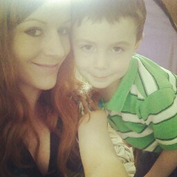 Lara Schultz Photo 21