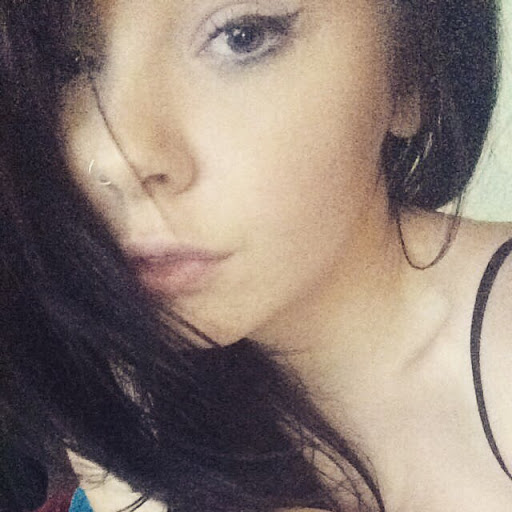 Dana Fletcher Photo 15