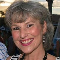 Christa Winter Photo 25