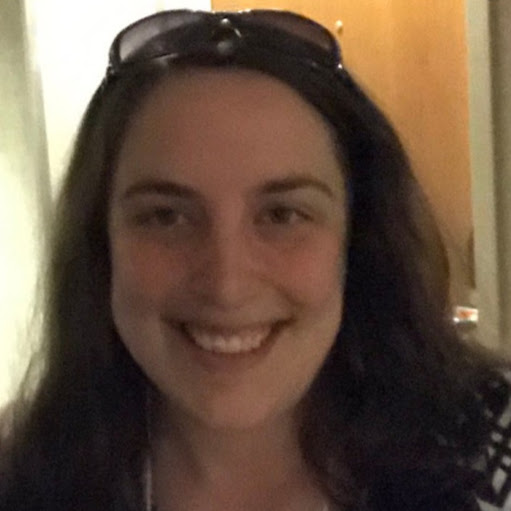 Stephanie Laird Photo 15