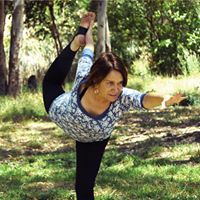 Vicki Lynch Photo 19