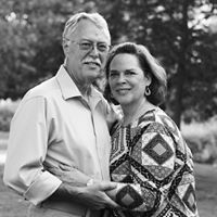 Laura Goins Photo 31