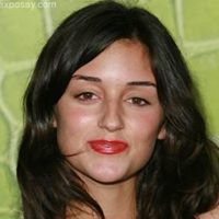Caroline Sweet Photo 14