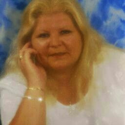 Elaine Hunt Photo 5