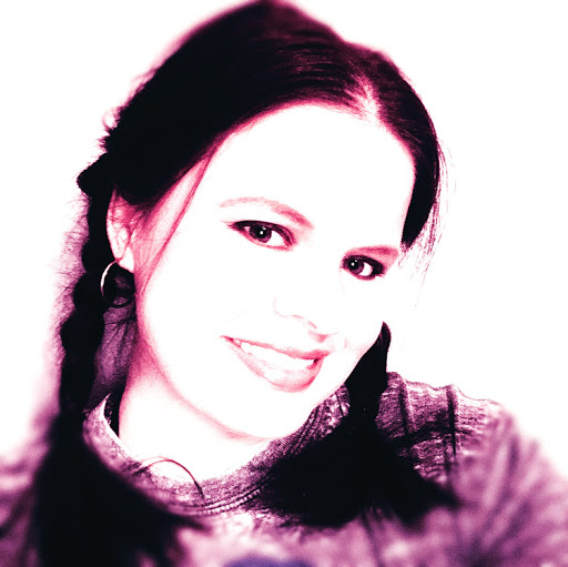 Jill Hathaway Photo 21