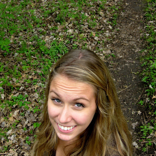 Melanie Carlson Photo 9