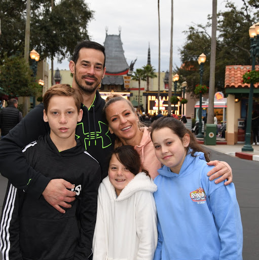 Rebecca Tully Photo 8