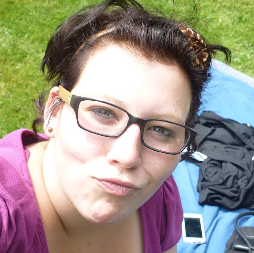 Anna Winter Photo 37