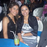 Dina Saavedra Photo 23