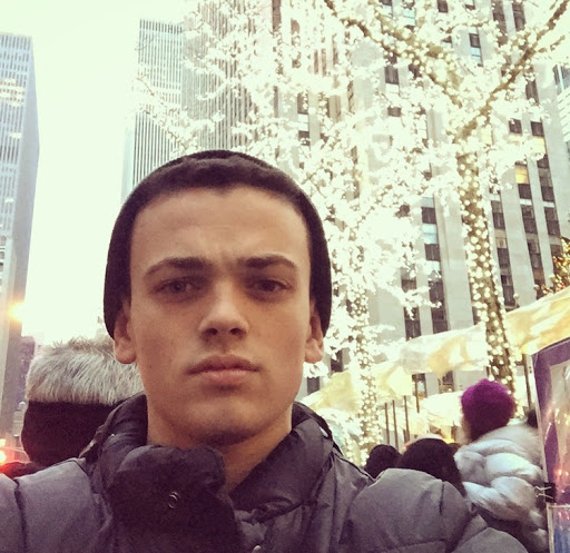 Ryan Falcone Photo 16