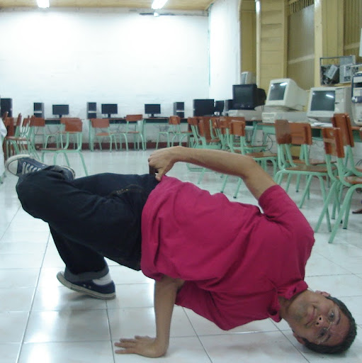 Carlos Toro Photo 30