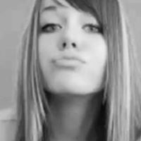 Megan Hunt Photo 11