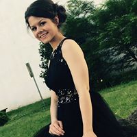 Sarah Lindsay Photo 9